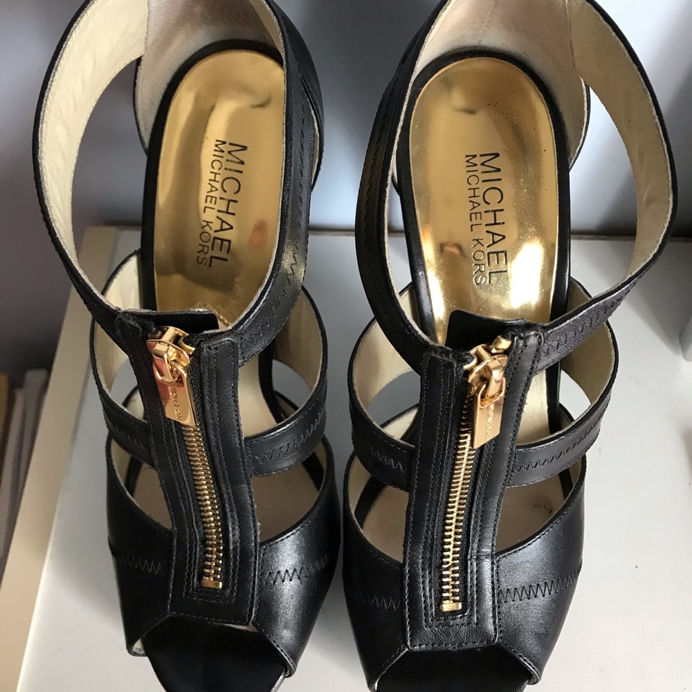 Michael Kors leather platform heel - Picture 2 of 4